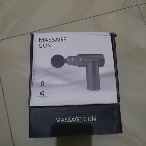 Pistola de massagem para tecidos profundos, massajador muscular elétrico portátil, dispositivo de massagem de percussão de alta intensidade para alívio das dores com 4 acessórios e 30 velocidades (cinzento)